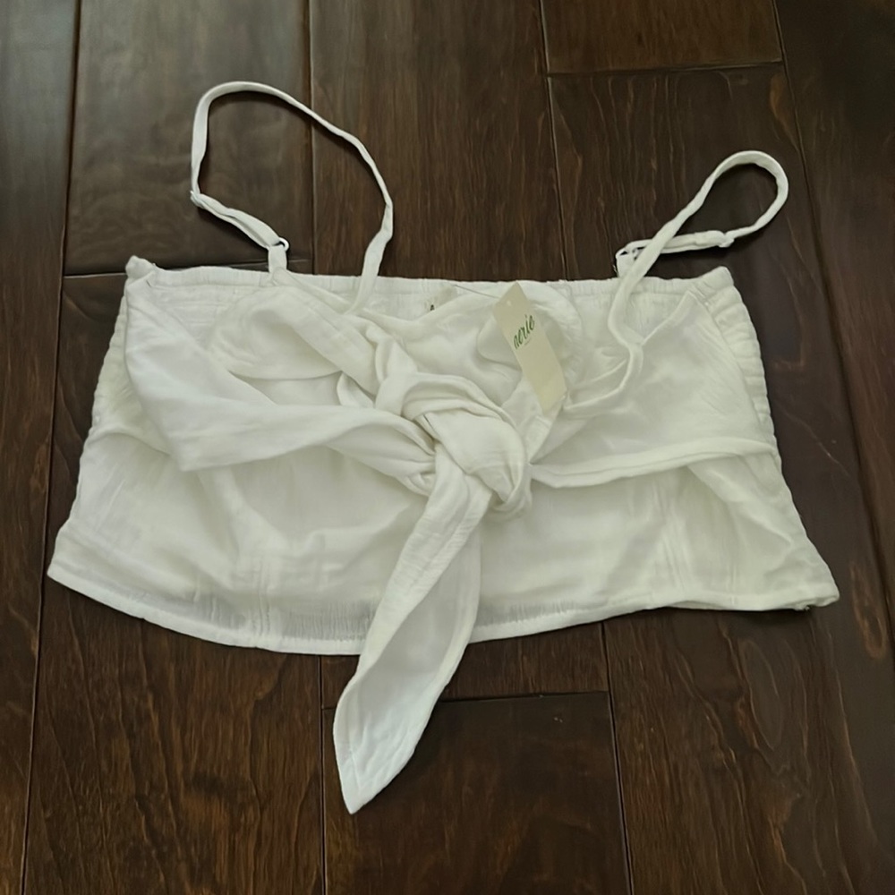 White crop top!